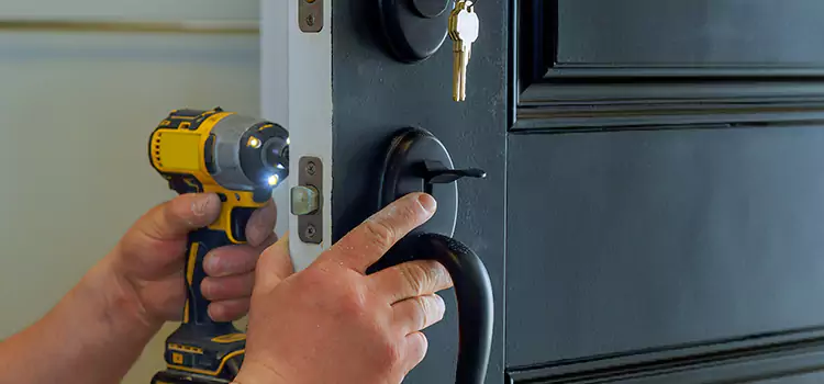 Commercial Door Lock Installation Holland